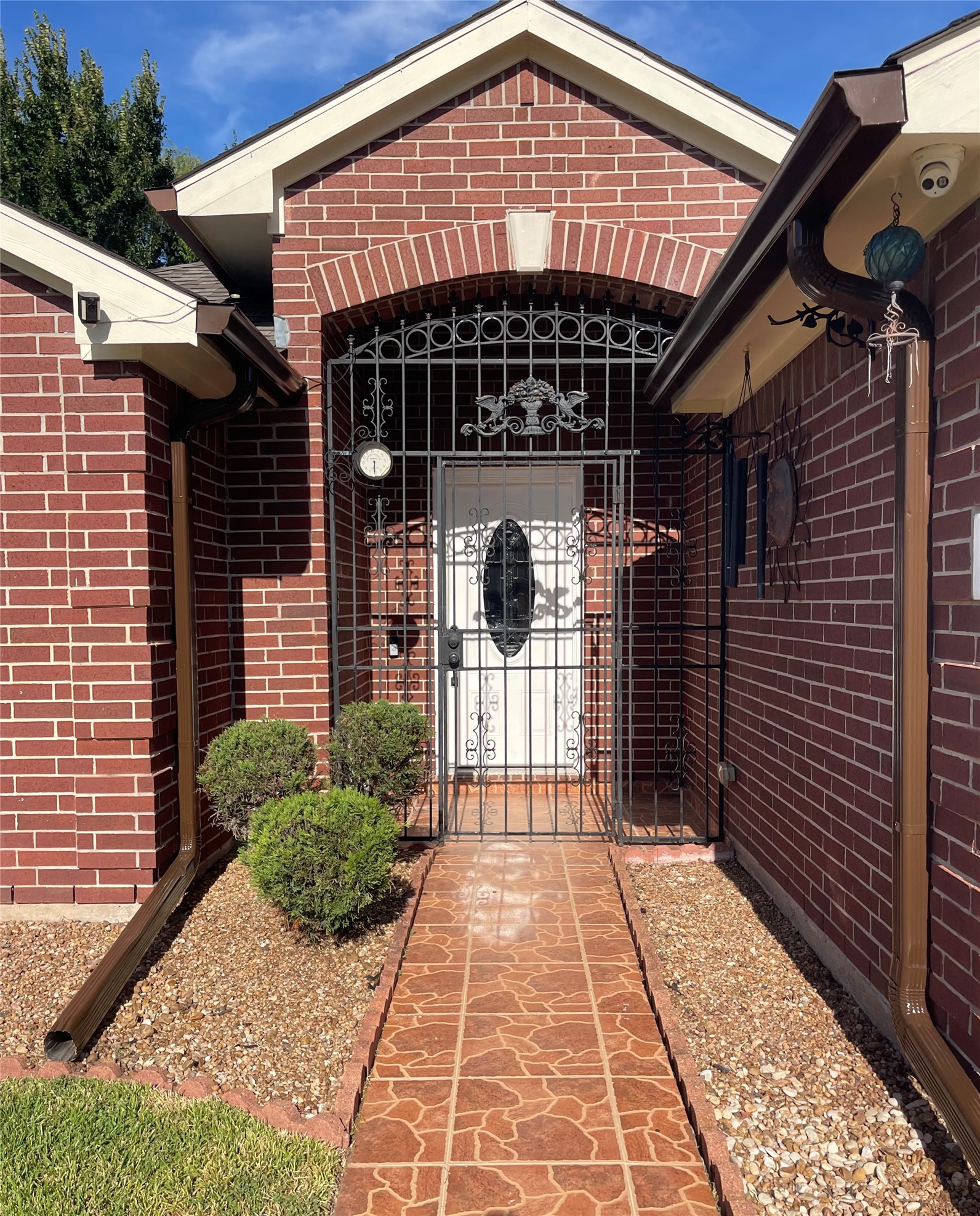 9715 Raul Hector Drive Houston, TX 77075 - Photo 3 of 23 Gallery Image 3