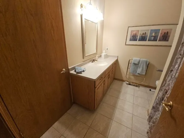 $350,000 | 28 Deer Point Trail, Madison, WI 53719