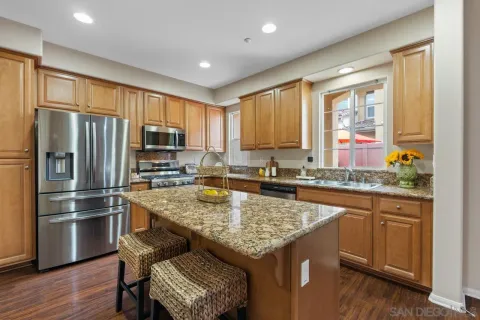 $639,000 | 1305 Isabella Way, Vista, CA 92084