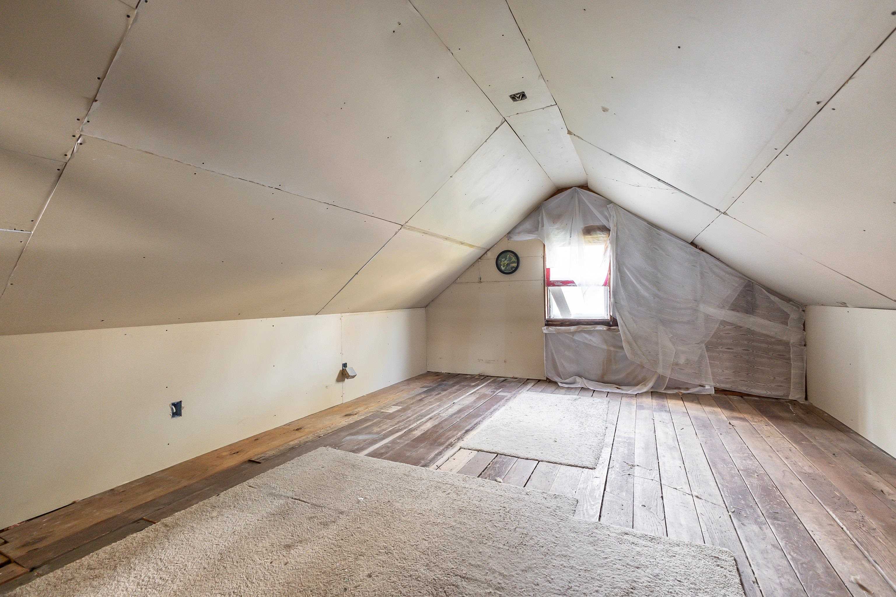 2654 Queen Street Dubuque, IA 52001 - Photo 20 of 27 Gallery Image 20