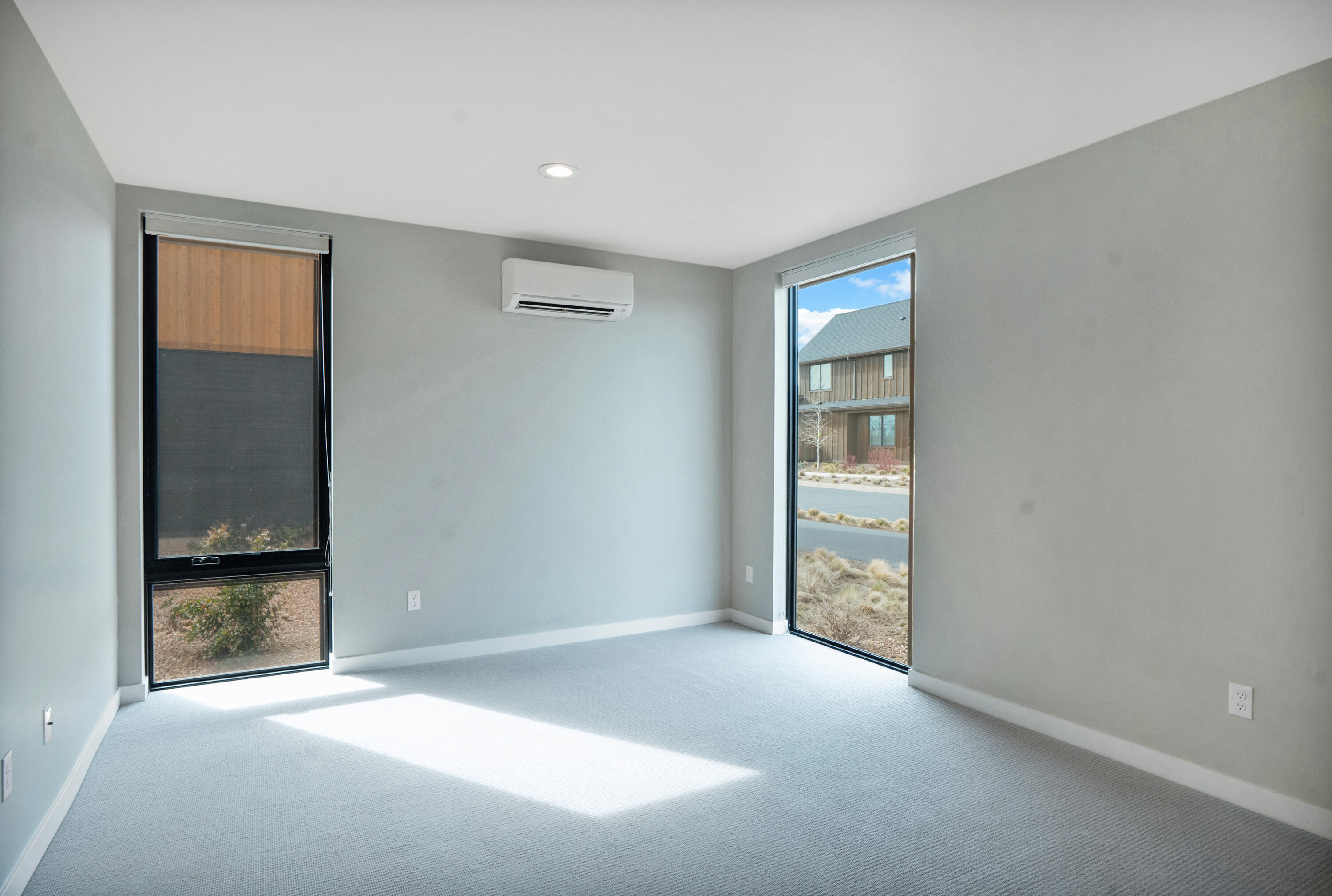 61250 Meeks Trail Bend, OR 97702 - Photo 30 of 43 an empty room with window