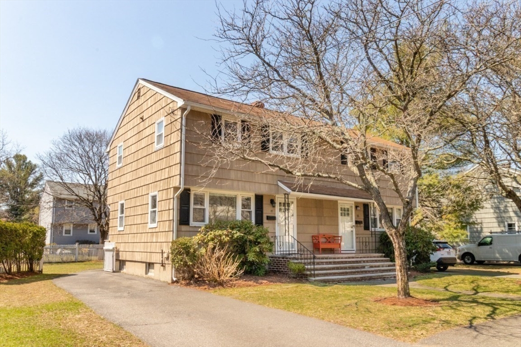 17 Charles Road, Unit 17 Winchester, MA 01890 - Photo 13 of 40