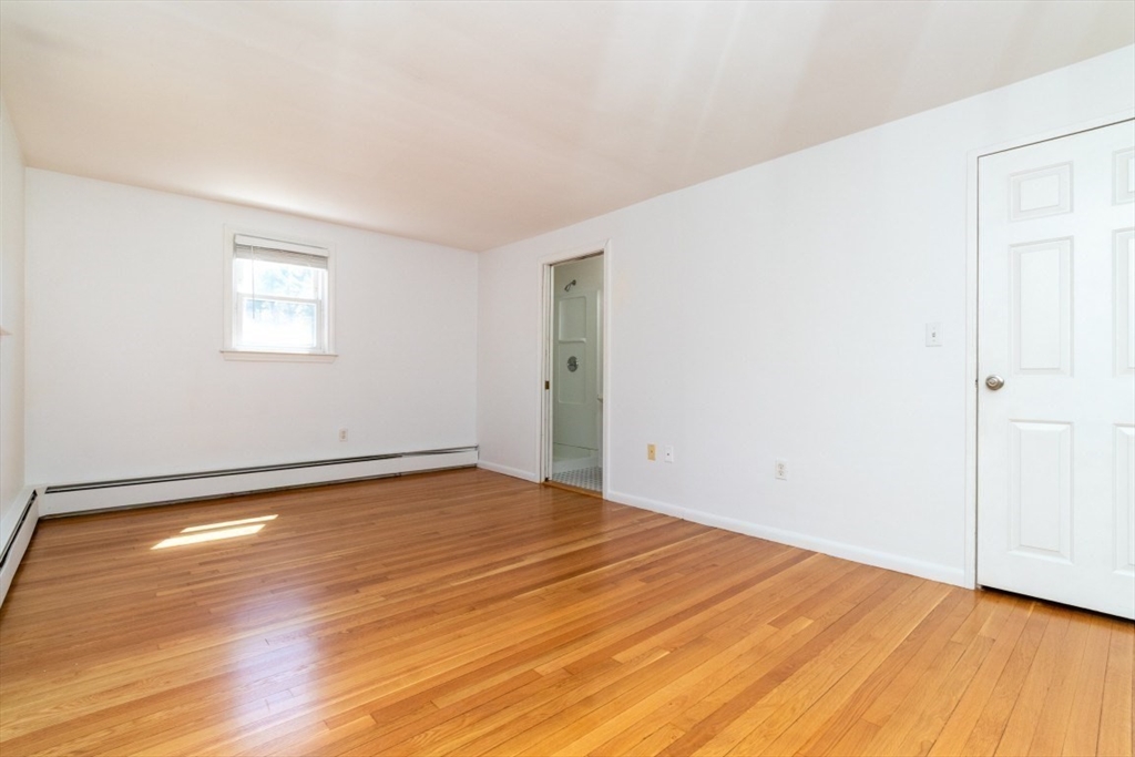 17 Charles Road, Unit 17 Winchester, MA 01890 - Photo 32 of 40