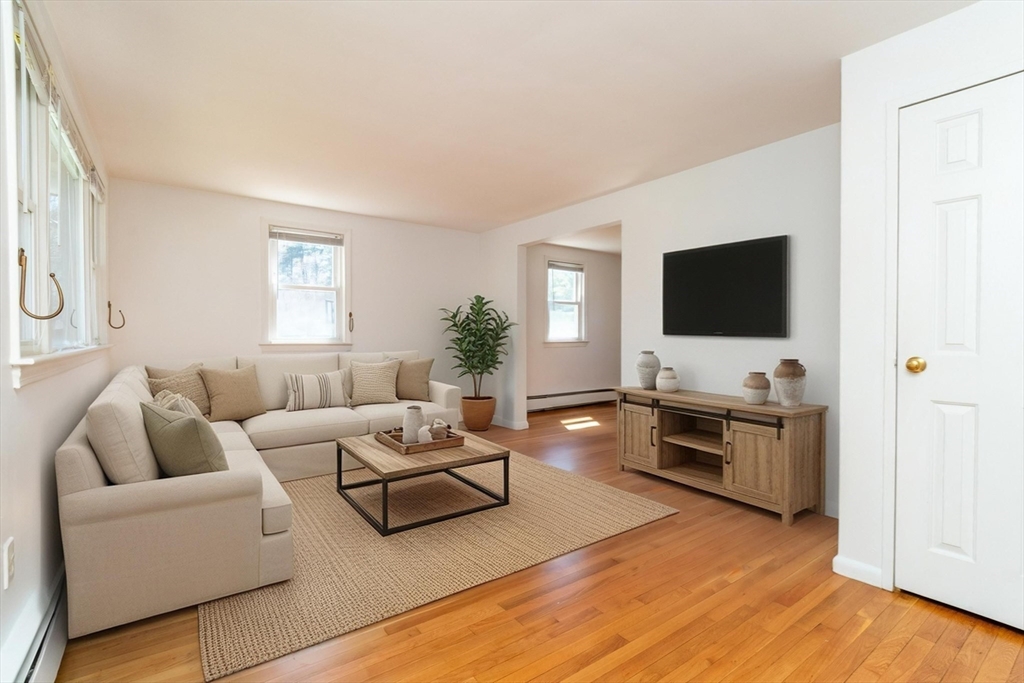 17 Charles Road, Unit 17 Winchester, MA 01890 - Photo 5 of 40