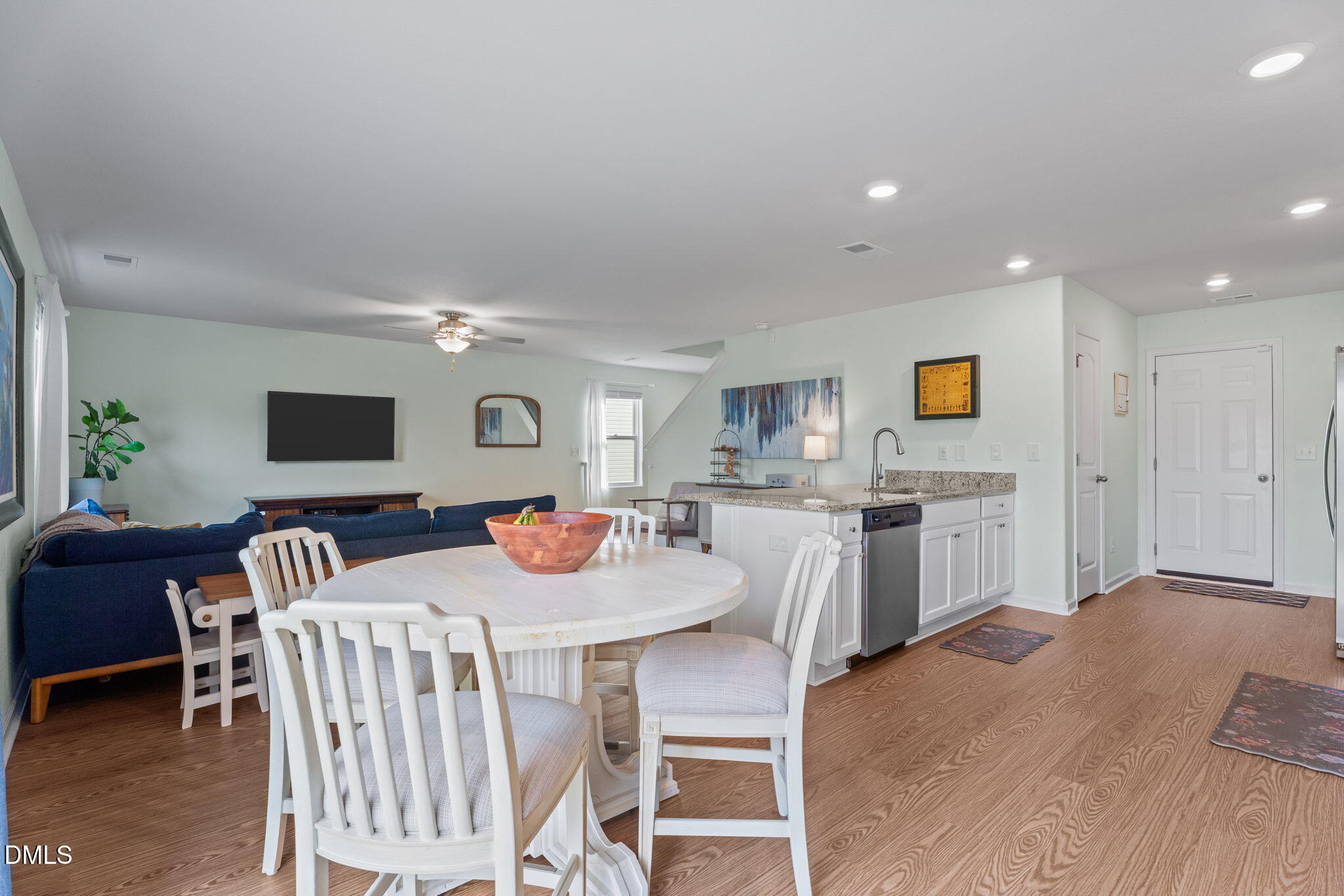 357 Gourd Street Zebulon, NC 27597 - Photo 18 of 50 a view of kitchen with breakfast area