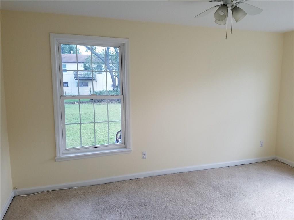 26 Baxter Road Edison, NJ 08817 - Photo 13 of 22 an empty room with a window