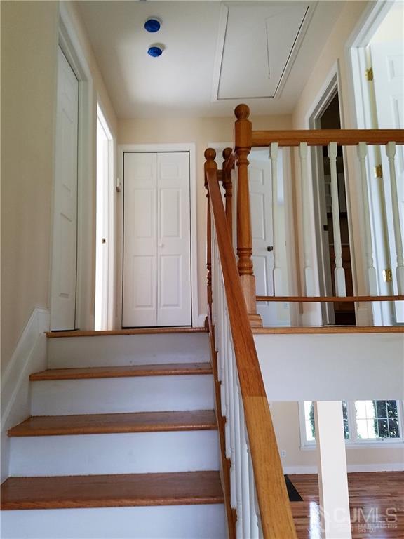 26 Baxter Road Edison, NJ 08817 - Photo 9 of 22 a view of entryway
