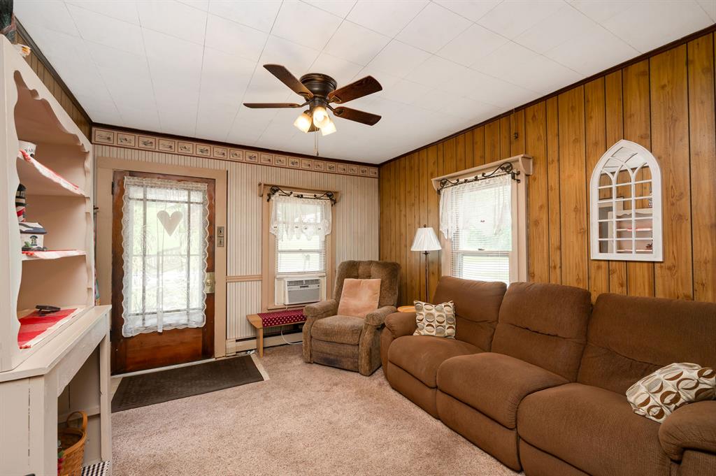 422 McCalmont Road Renfrew, PA 16053 - Photo 5 of 32