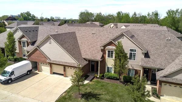 $239,900 | 14225 Shadywood Drive, Sterling Heights, MI 48312