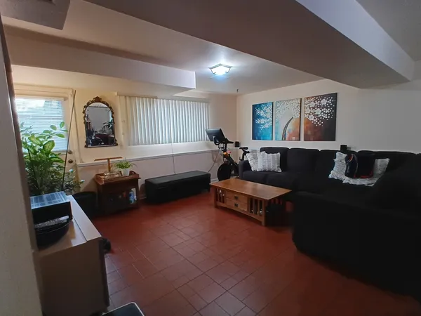 $3,000 | 226 Fernwood Lane, Glenview, IL 60025