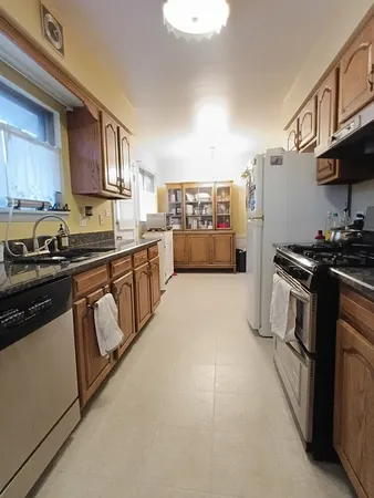 $3,000 | 226 Fernwood Lane, Glenview, IL 60025