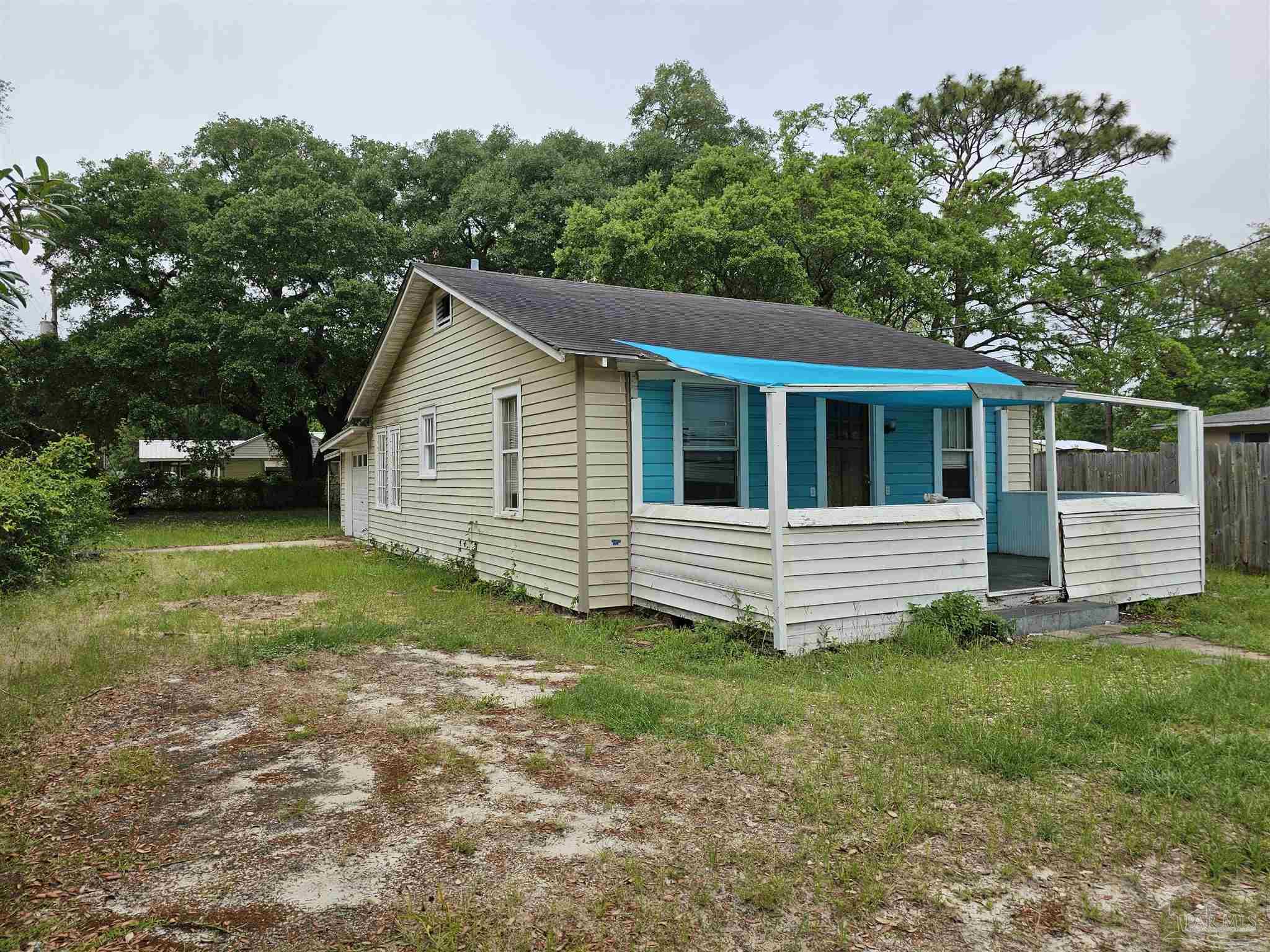 501 Decatur Avenue Pensacola, FL 32507 - Photo 3 of 18