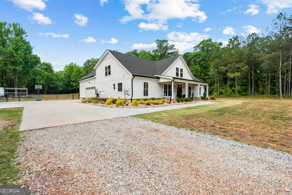 $1,050,000 | 425 Dean Road, Barnesville, GA 30204