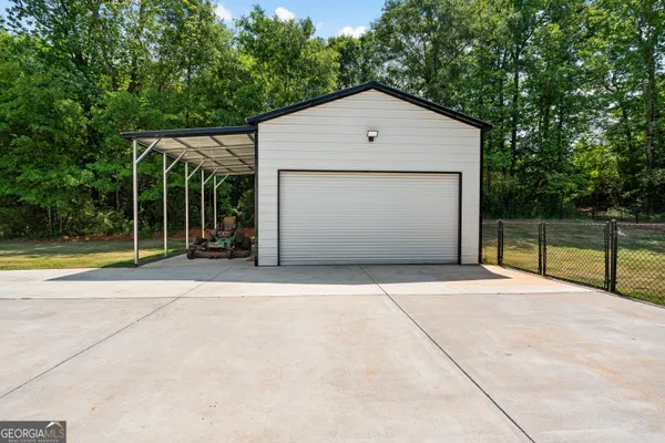 $1,050,000 | 425 Dean Road, Barnesville, GA 30204