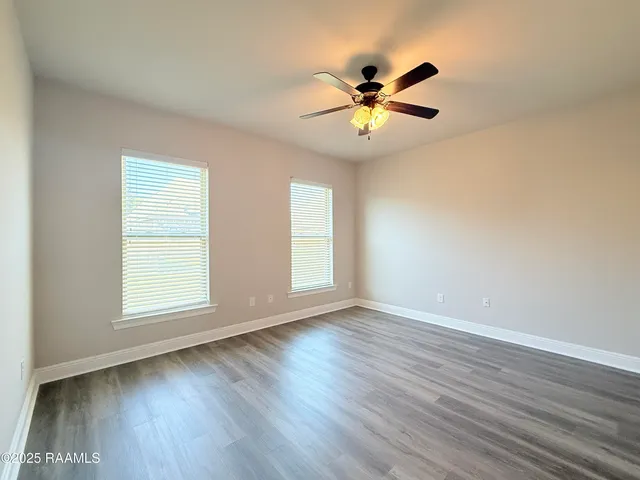 $2,100 | 206 Caillou Grove Road, Youngsville, LA 70592