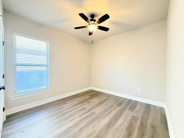 $2,100 | 206 Caillou Grove Road, Youngsville, LA 70592