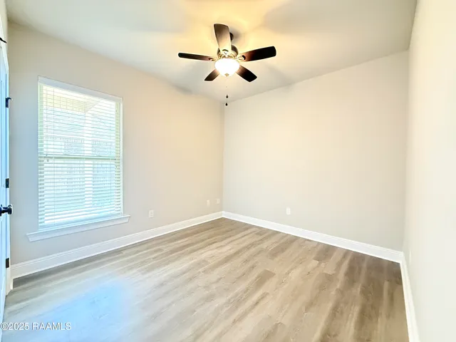 $2,100 | 206 Caillou Grove Road, Youngsville, LA 70592