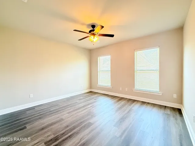 $2,100 | 206 Caillou Grove Road, Youngsville, LA 70592