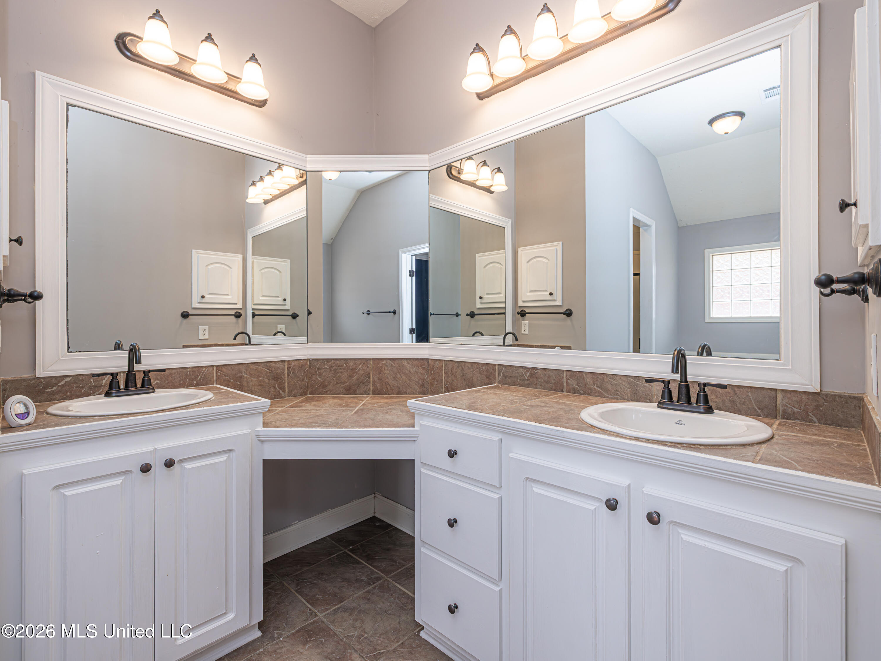 107 Memory Lane Madison, MS 39110 - Photo 23 of 42 1R4A5510