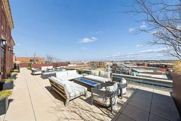 $1,099,000 | 350 Central Avenue, Unit 210, Southlake, TX 76092