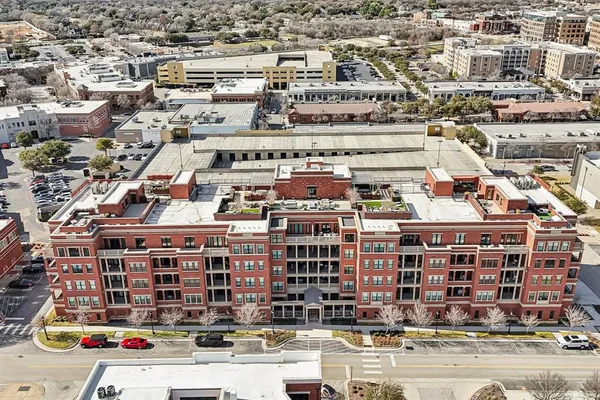 $1,099,000 | 350 Central Avenue, Unit 210, Southlake, TX 76092