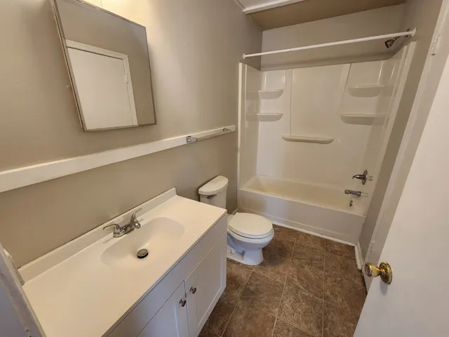 $795 | 1103 Main Street, Clarksville, TN 37040