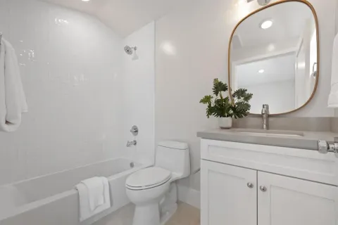 $1,650,000 | 324 Chinquapin Avenue, Carlsbad, CA 92008