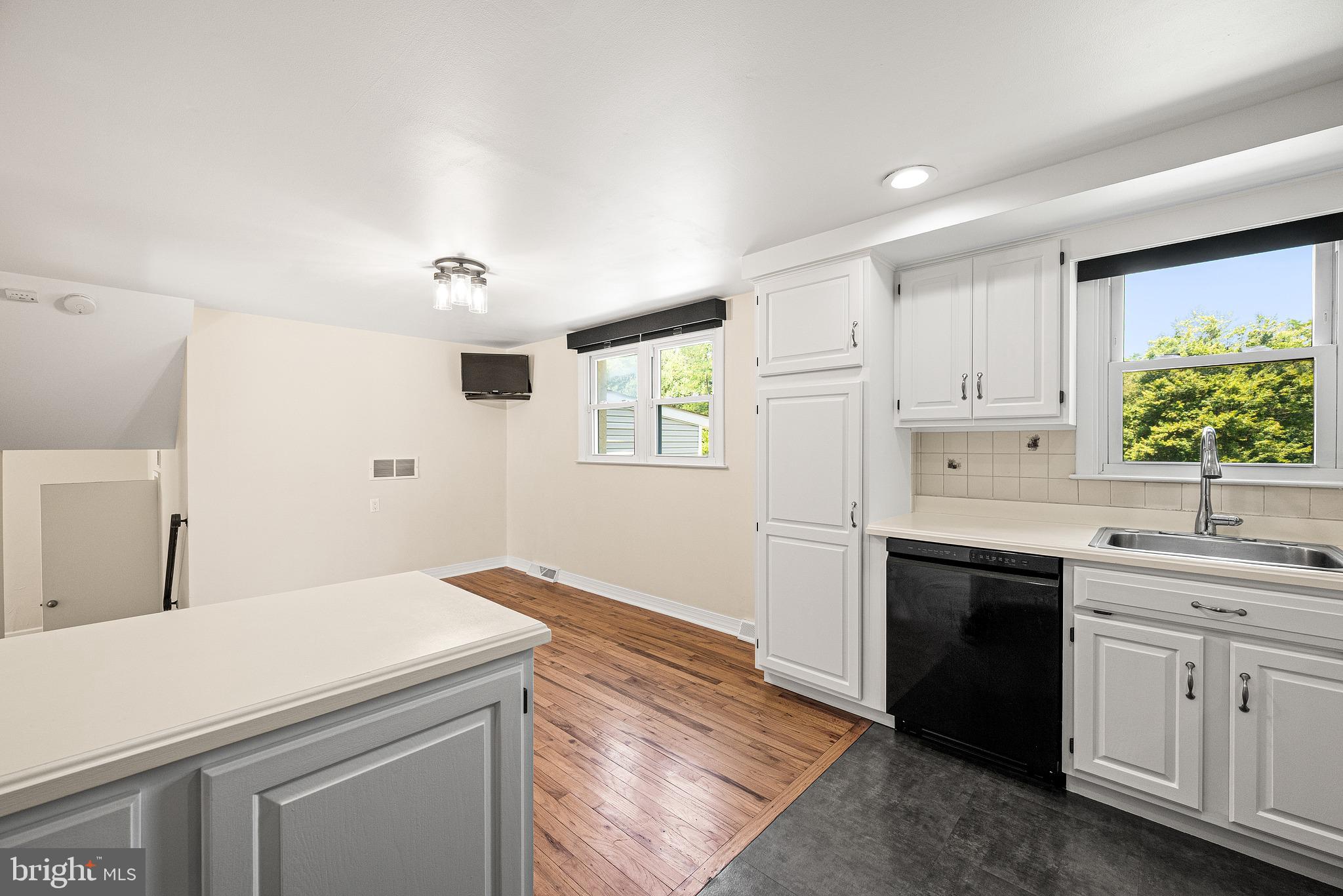 1018 Hopewell Road Downingtown, PA 19335 - Photo 13 of 37 Kitchen