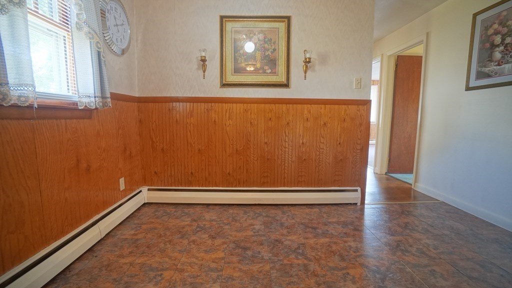 110 Navajo Road Springfield, MA 01109 - Photo 12 of 24 Gallery Image 12