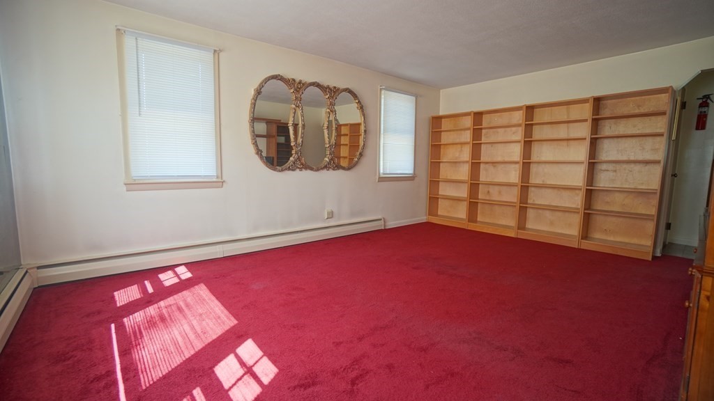 110 Navajo Road Springfield, MA 01109 - Photo 16 of 24 Gallery Image 16
