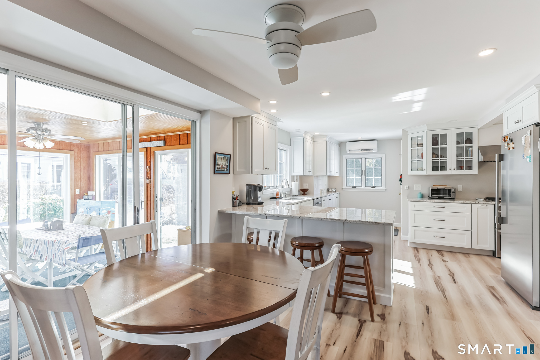 29 W Walk Clinton, CT 06413 - Photo 4 of 28