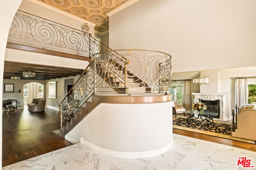 1047 East Pomello Drive Claremont, CA 91711 - Photo 13 of 73