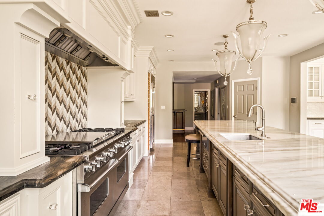 1047 East Pomello Drive Claremont, CA 91711 - Photo 32 of 73