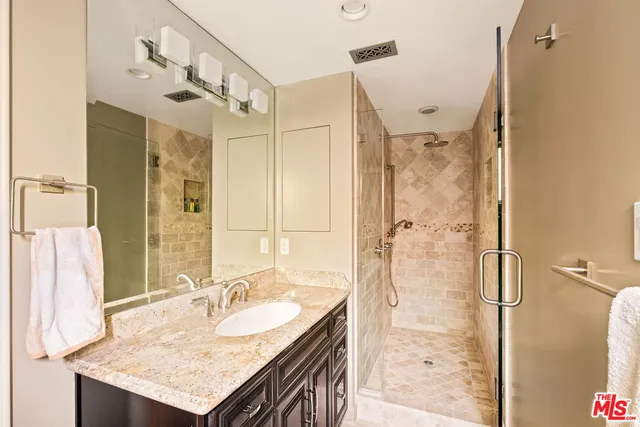 $3,498,000 | 1047 East Pomello Drive, Claremont, CA 91711