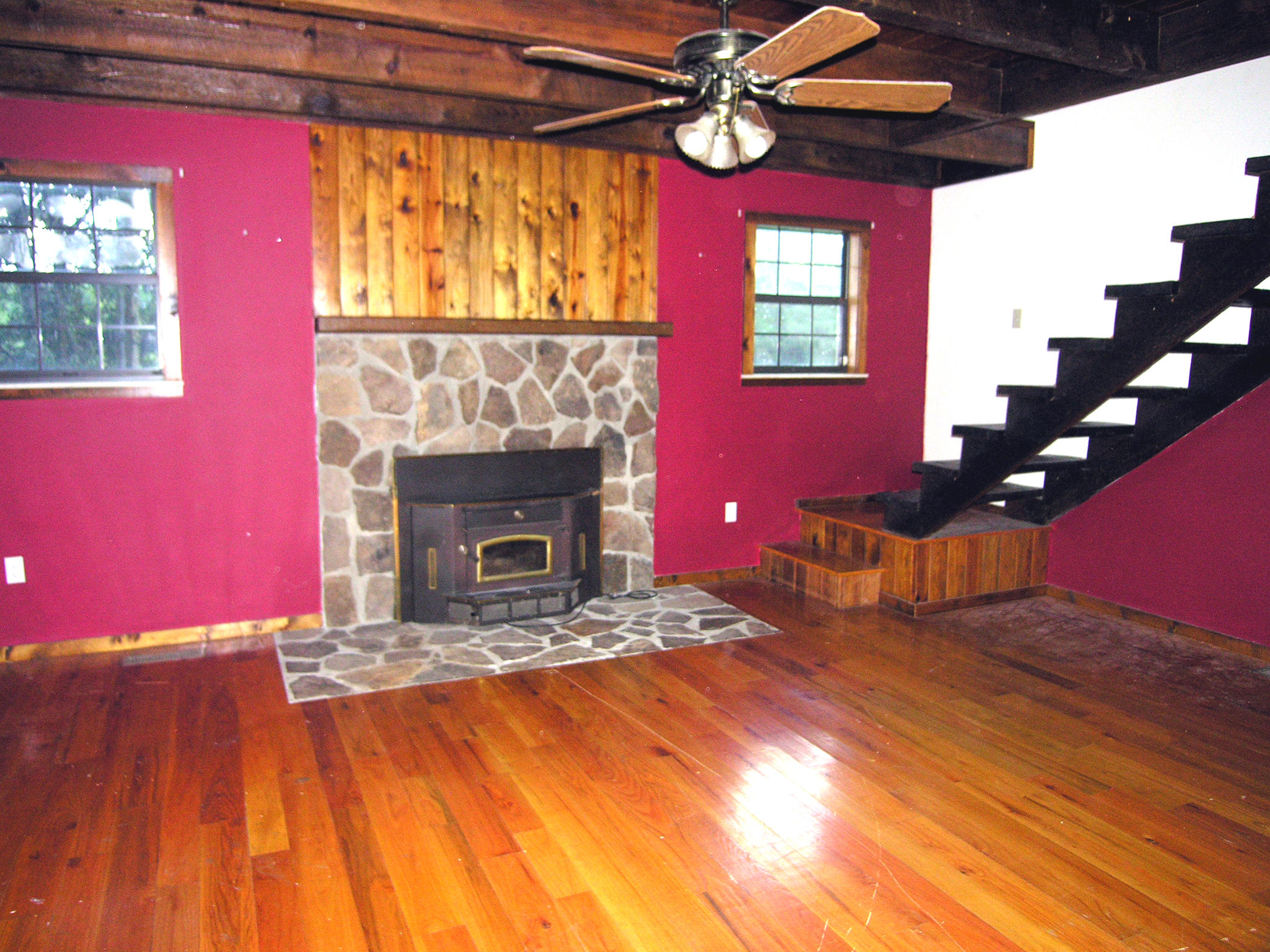 725 Corntassel Road Vonore, TN 37885 - Photo 6 of 12 Living rm