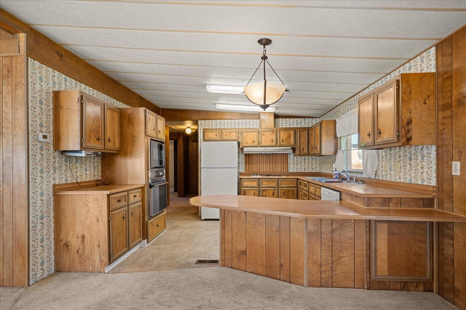 12704 North Ruby Road Spokane, WA 99218 - Photo 12 of 33