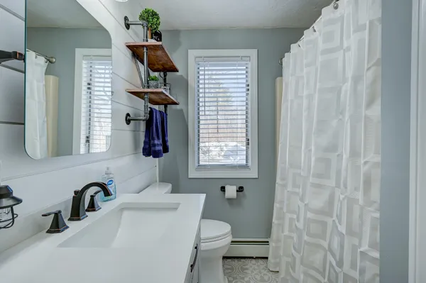 $699,000 | 5 Holiday Ridge Road, Bartlett, NH 03812