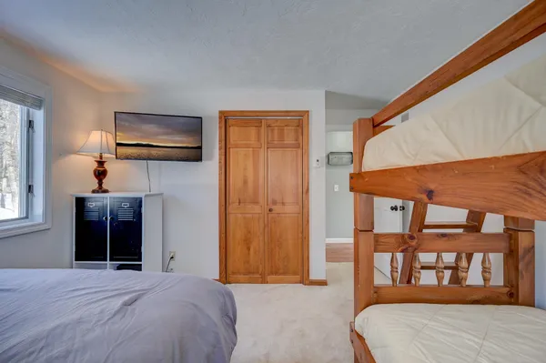 $699,000 | 5 Holiday Ridge Road, Bartlett, NH 03812