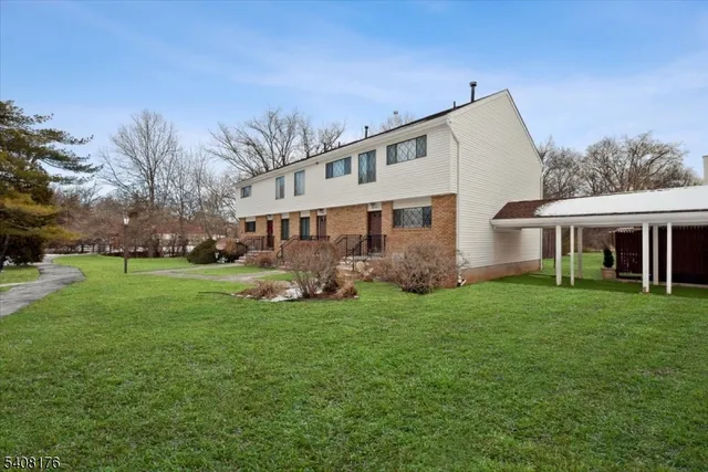 $2,100 | 911 Merritt Drive, Unit B2, Hillsborough, NJ 08844