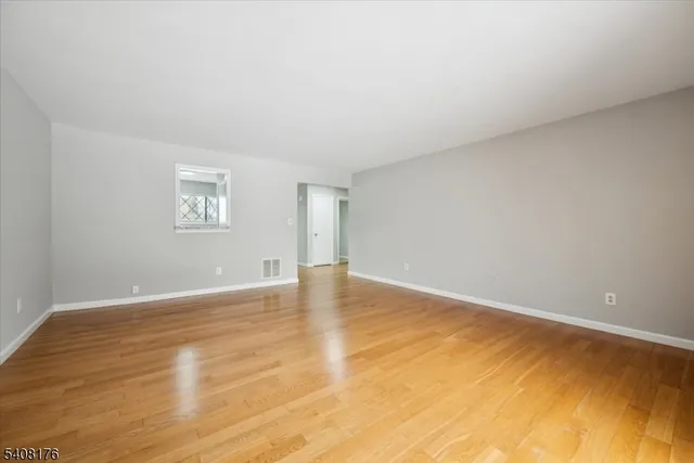 $2,100 | 911 Merritt Drive, Unit B2, Hillsborough, NJ 08844