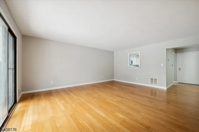 $2,100 | 911 Merritt Drive, Unit B2, Hillsborough, NJ 08844