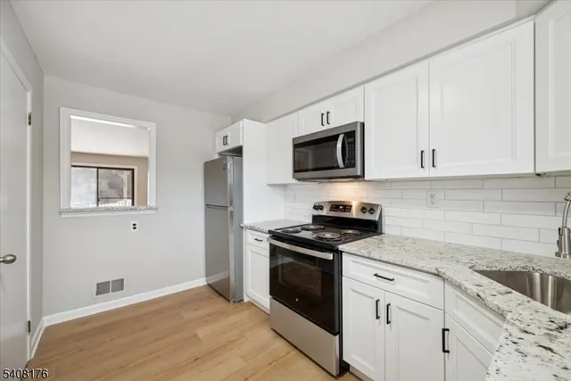 $2,100 | 911 Merritt Drive, Unit B2, Hillsborough, NJ 08844