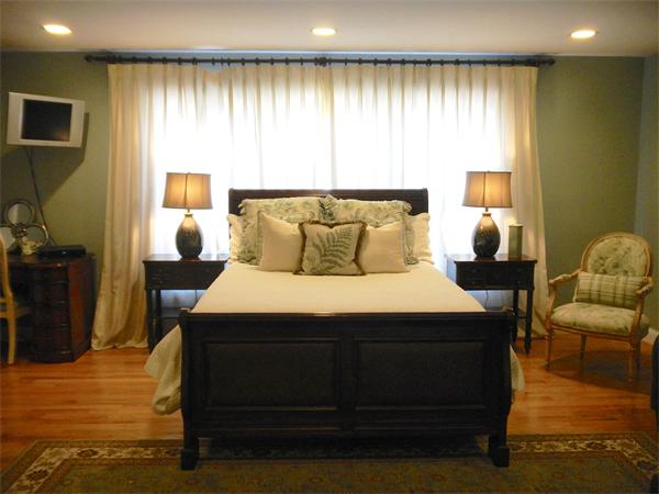 16 Sterling Road Needham, MA 02492 - Photo 10 of 15 Gallery Image 10