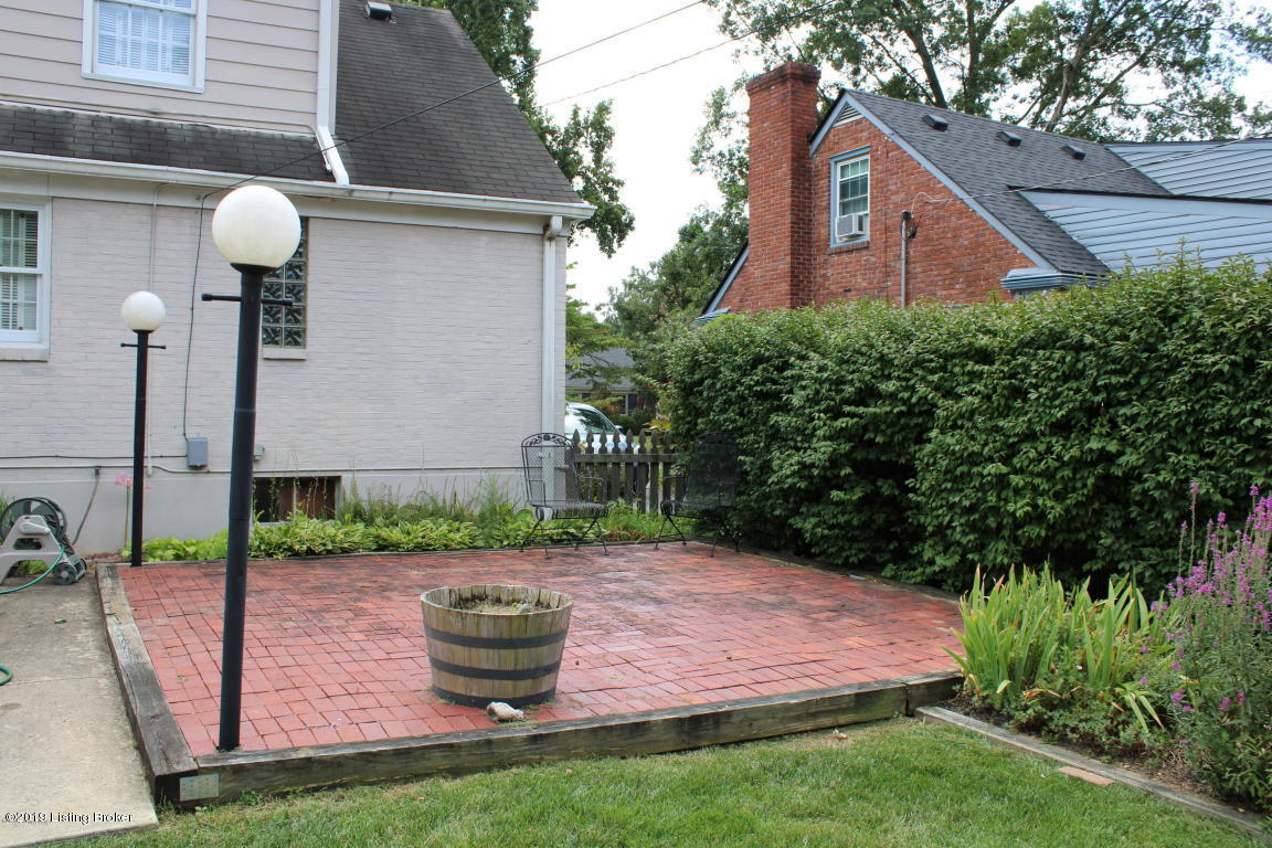 4610 Beaver Road Louisville, KY 40207 - Photo 37 of 40 back 4