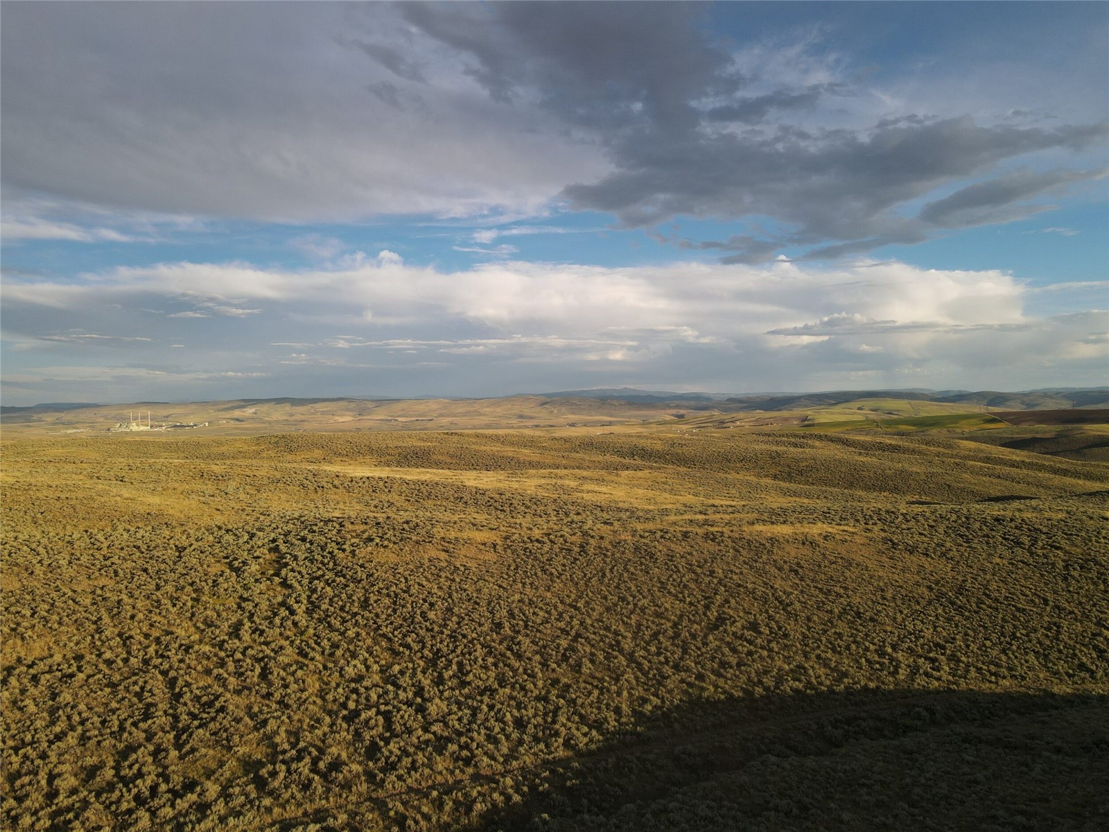 40 Highway 40 Craig, CO 81625 - Photo 16 of 23 a view of an ocean