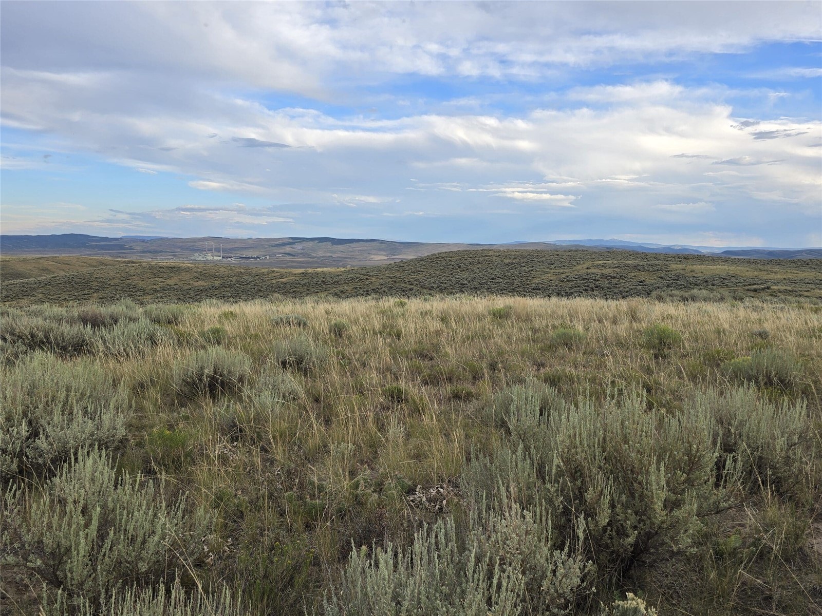 40 Highway 40 Craig, CO 81625 - Photo 17 of 23 a view of an aerial view of residential houses with outdoor space and trees