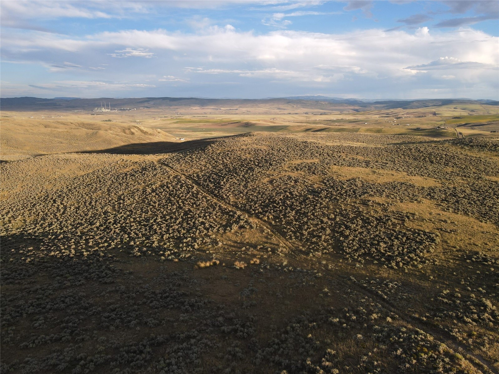 40 Highway 40 Craig, CO 81625 - Photo 8 of 23 a view of an ocean