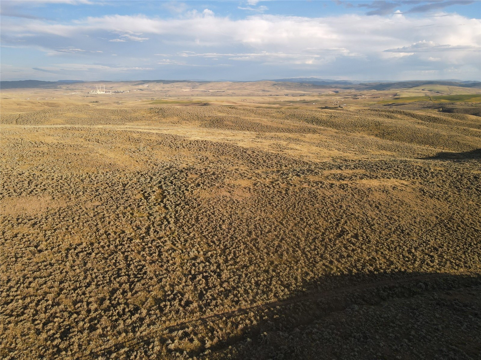 40 Highway 40 Craig, CO 81625 - Photo 9 of 23 a view of an ocean