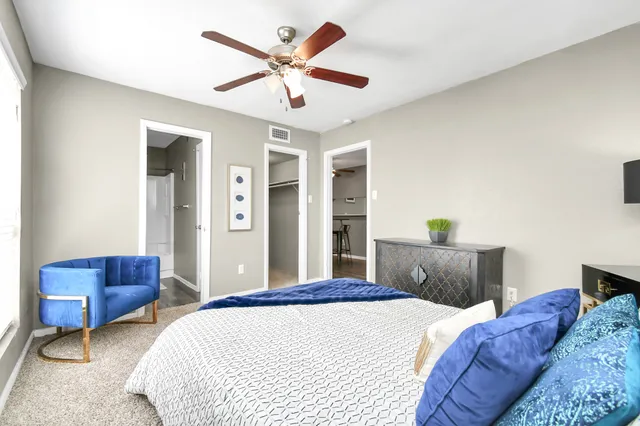 $860 | 12211 Fondren Road, Unit 302, Houston, TX 77035