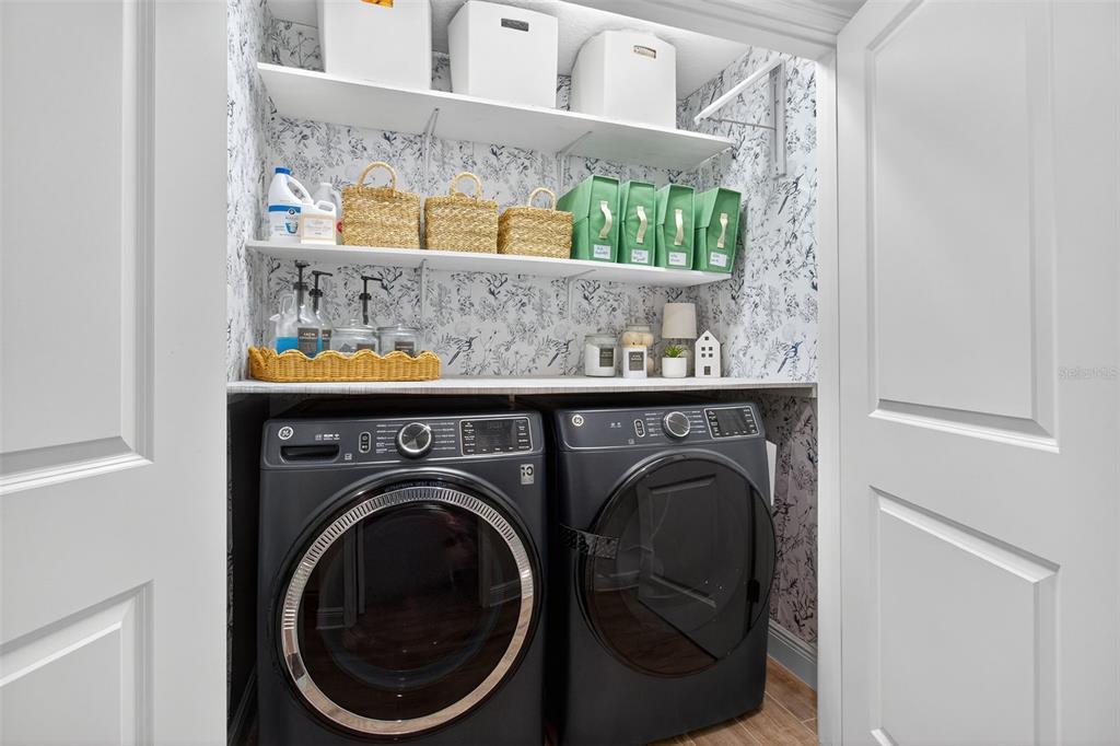 2007 Palm Key Avenue Oldsmar, FL 34677 - Photo 35 of 54 a utility room with dryer and washer